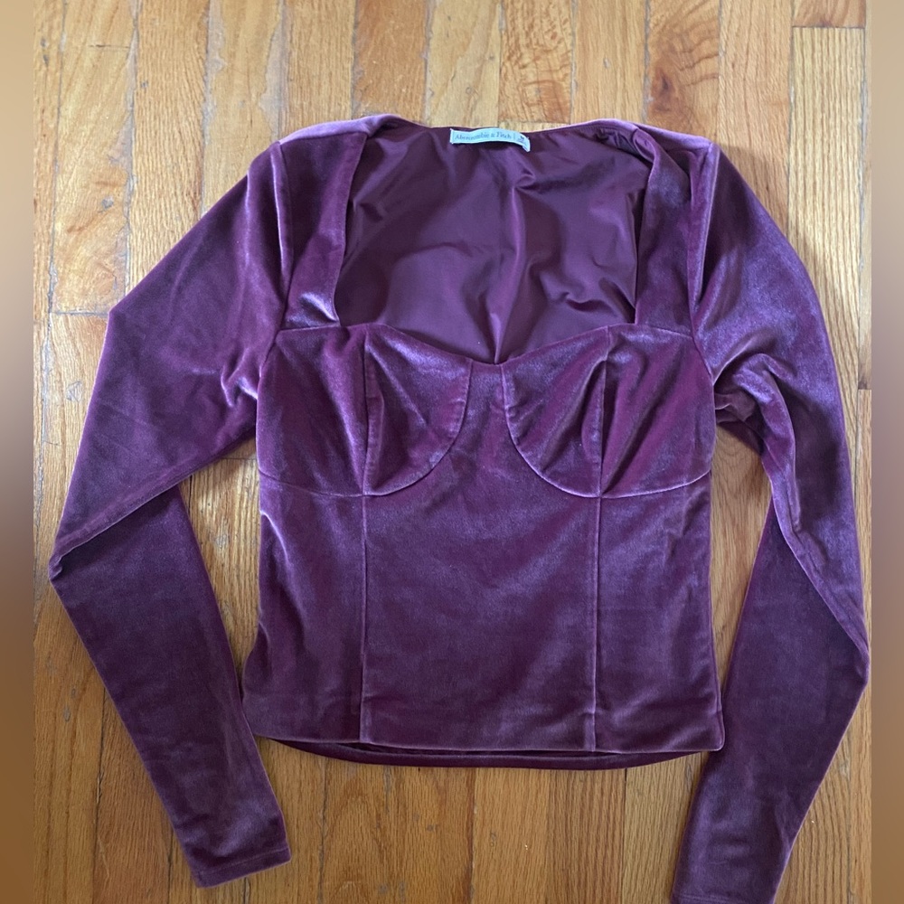 Abercrombie velvet top